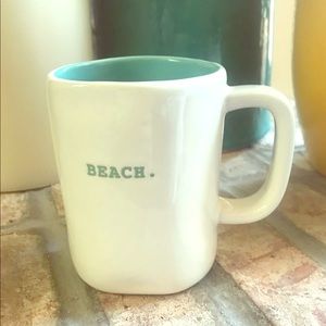 👉SOLD👈 Rae Dunn Mug